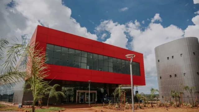 Con la inauguración del Silicon Misiones el gobierno provincial anunció créditos no reembolsables a empresas que quieran instalarse (aportará hasta $ 5 millones)