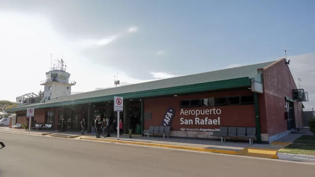 Más conectividad para el sur mendocino, el aeropuerto de San Rafael tiene nueva pista