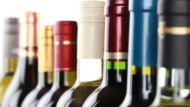 Radiografía del consumidor de vino argentino (los tintos lideran por un 81%, con una botella promedio a $ 2.200)