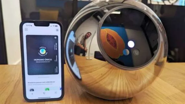 ¿Entrega de identidad a través del iris del ojo a cambio de criptomonedas? Worldcoin lo hace, la billetera virtual que busca construir un ID digital