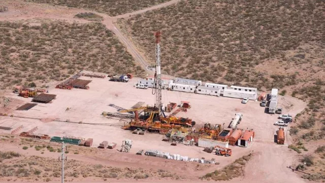 Neuquén rompe récord en exportación de petróleo durante el primer semestre (se enviaron un total de 2,77 millones de barriles)