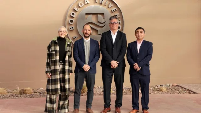 Trivento presenta su primer aula abierta a la comunidad (para que distintas personas puedan terminar sus estudios secundarios)