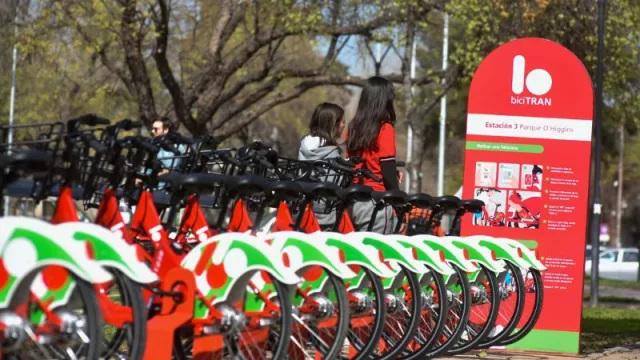 La bici como transporte público (Mendoza se transita en dos rueda)