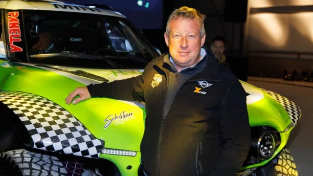 Sebastián Halpern presentó en Mendoza el auto con el que corrió el Rally Dakar 2023