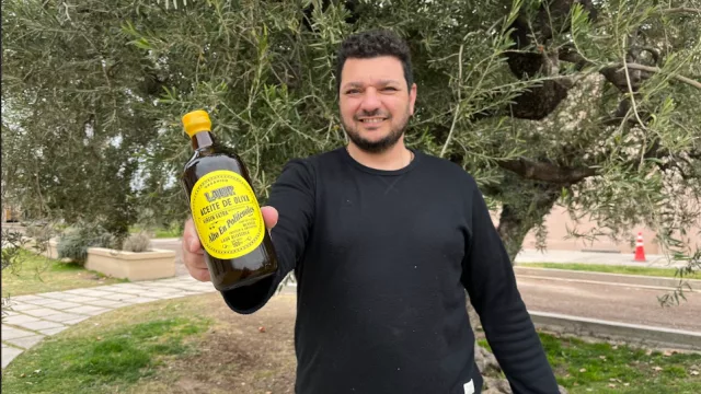 Olivícola Laur recibe el mayor galardón en la segunda edición de la Buenos Aires International Olive Oil Competition (por su aceite “Laur Alto en Polifenoles”)