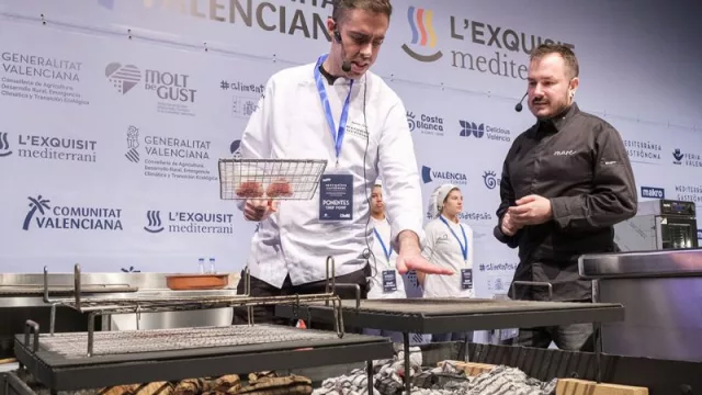 Brasas, asadores y parrillas vuelven a Gastrónoma 2023 (tres elementos clave para preparar carnes y también pescado)