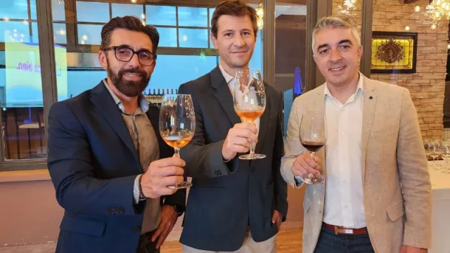 Sustentabilidad y Enoturismo, los ejes del acuerdo entre Luján de Cuyo y Bodegas de Argentina