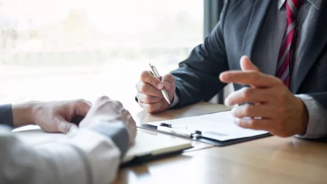 Las empresas prevén que se generará más empleo en 2024