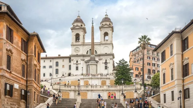 La oportunidad para crecer en Europa: becas de posgrado en España (sumando un total de 185 programas académicos)