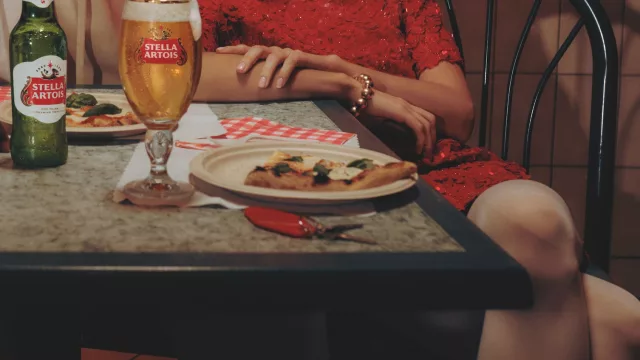 Bajo el lema “Let's do Dinner”, Stella Artois arranca la temporada (en Mendoza los elegidos son Punto Justo y Club de Campo) Comment end