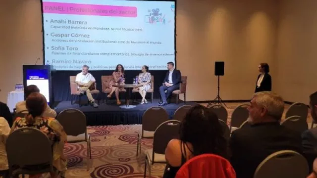 Embajadores participaron de una jornada de desarrollo económico de Mendoza