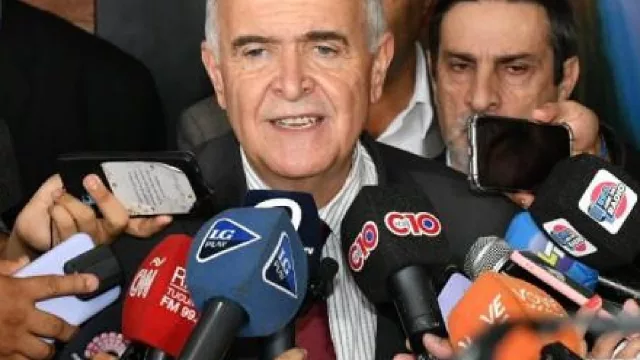 Reunión clave entre Jaldo y autoridades nacionales para tratar temas fiscales de Tucumán