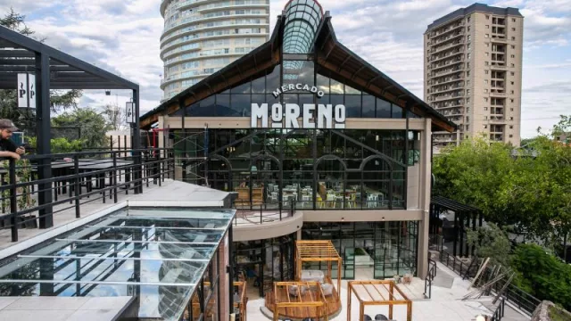 Mercado Moreno, el nuevo polo gastronómico que inaugura hoy en Mendoza (y se destaca por concentrar productos de la región)