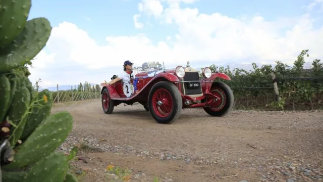 Llega la 21ª edición del Rally de las Bodegas (recorrerá 700 kilómetros por los caminos del vino, del 14 al 16 de marzo)