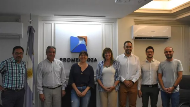 ¡Todos para uno, y uno para todos!: ya está en marcha la agenda de trabajo para mejorar la exportación del vino a granel