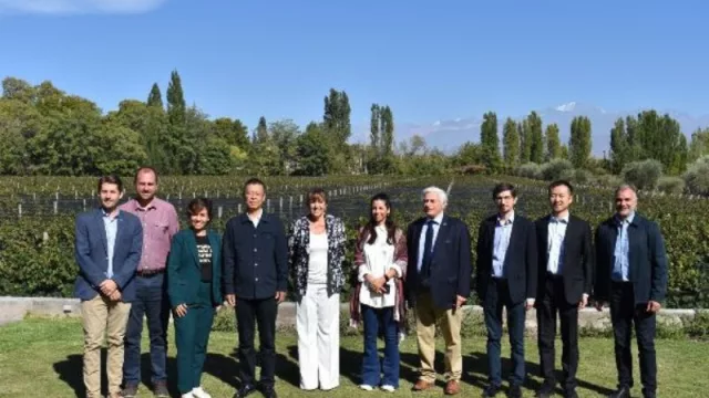Los chinos se interesan por Mendoza (para intercambiar experiencias sobre el mundo del vino)