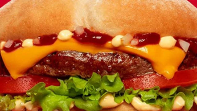 Mostaza llega al corazón de la Ciudad de Mendoza con su séptimo local en la capital