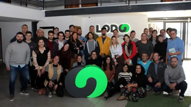 Comenzó el desafío “Vino la Idea” en Espacio Lodo (más de 50 personas participaron de “pruebas estratégicas”)