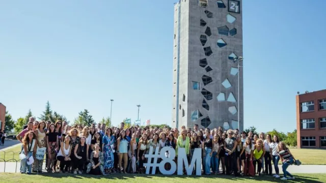 Compromiso con la equidad: Universidad Siglo 21 obtuvo el primer premio al mejor lugar de trabajo para mujeres en 2024
