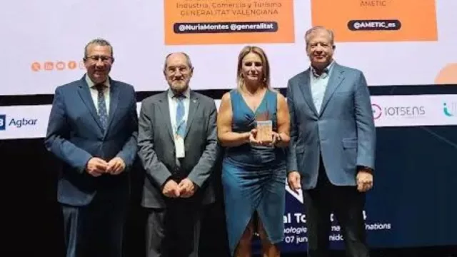 La Comunitat Valenciana recibe un reconocimiento por su dedicación al turismo inteligente y su fomento en sus destinos turísticos en el Digital Tourist 2024