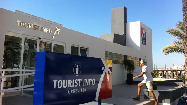 Turisme Comunitat Valenciana premia la innovación en las oficinas de la Red Tourist Info