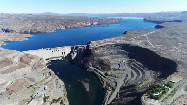 El Gobierno Nacional crea empresas estatales para gestionar hidroeléctricas de la Patagonia