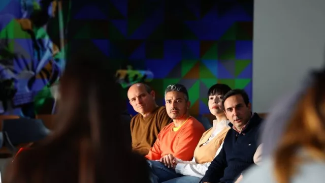 ¿Cuál es el municipio que  acompaña a emprendedores con microcréditos?