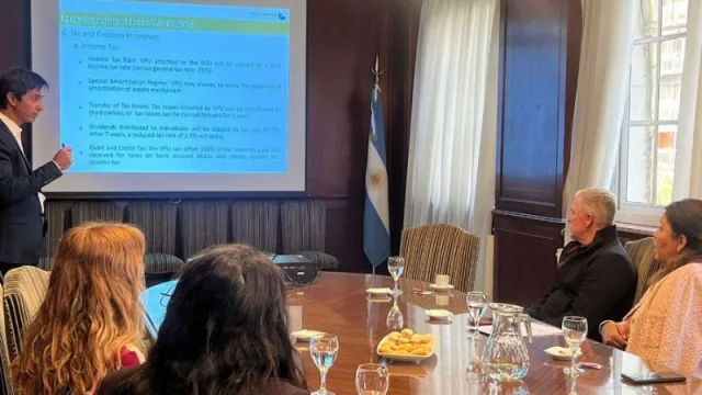 Empresarios de Kazajistán desembarcan en Mendoza para impulsar inversiones en fertilizantes orgánicos (y regeneración de suelos)