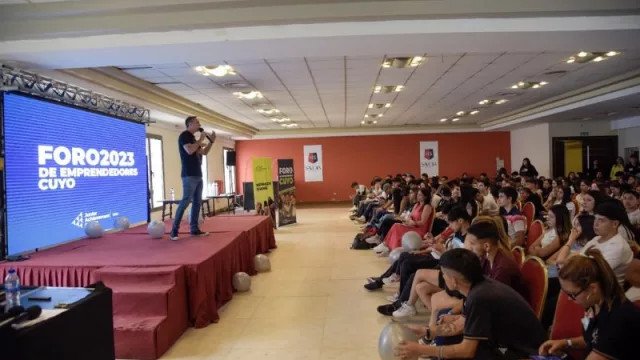 McDonald’s y Junior Achievement: juntos impulsando a los jóvenes de Cuyo