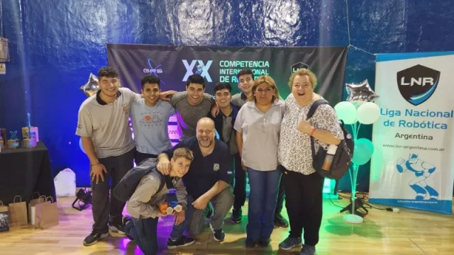 Liga Nacional de Robótica: un equipo sanrafaelino ganó en la categoría “jugador de fútbol”
