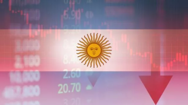 Riesgo país en mínimos históricos y el dólar busca el fin del cepo
