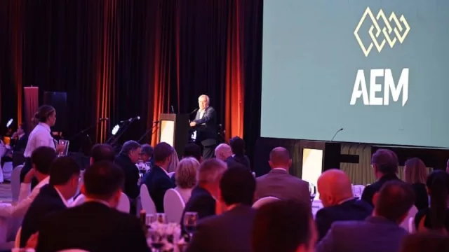 AEM premió a los mejores ejecutivos y empresas de Mendoza