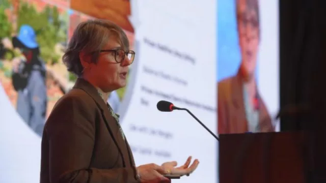 Expertos internacionales expusieron sobre financiamiento en mercados de capitales y gestión empresarial