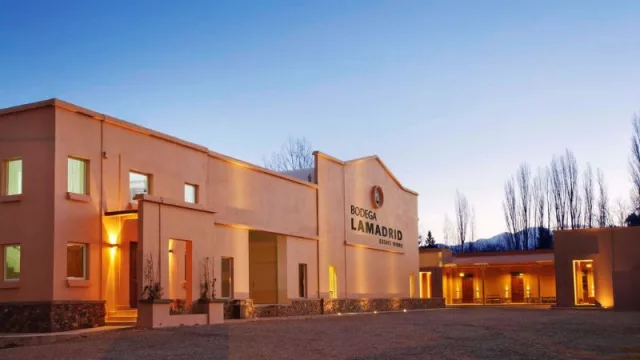 Lamadrid Estate Wines descorcha el éxito con puntajes estelares en Descorchados 2025