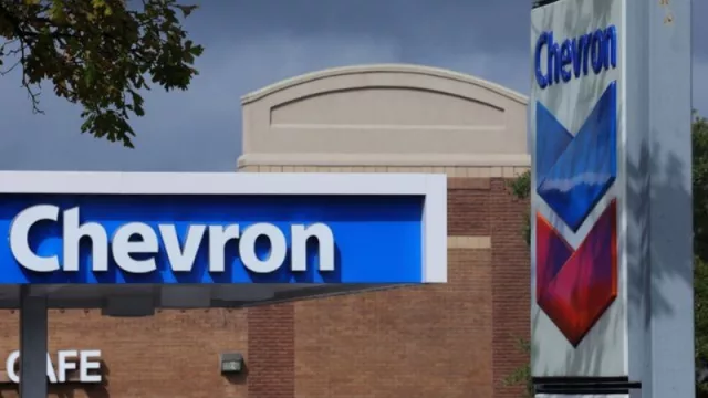 Chevron anuncia despidos masivos como parte de su estrategia de reducción de costos