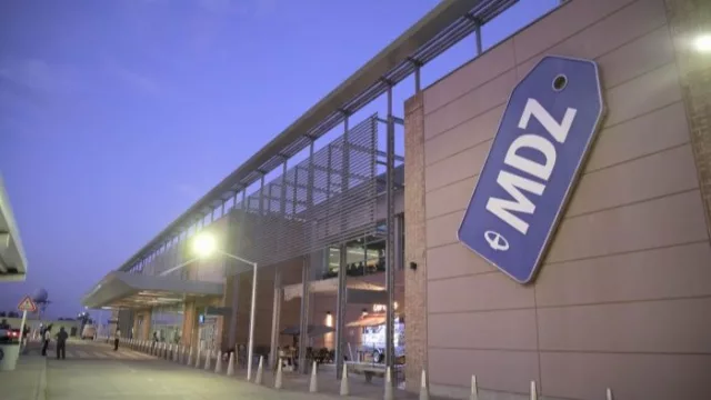 Anuncian la ampliación del aeropuerto de Mendoza (aproximadamente de más de 2.000 m2)