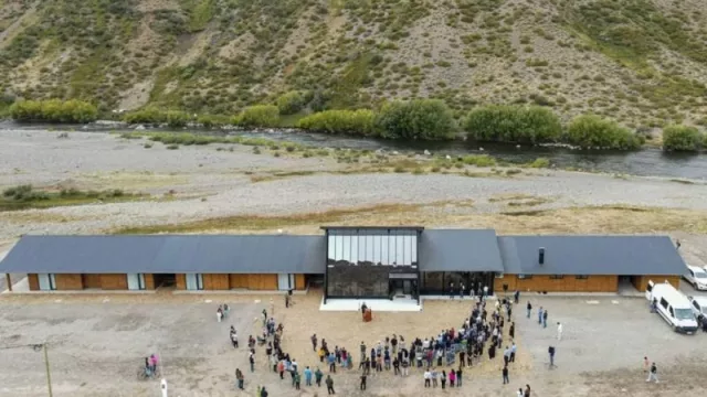 La Hostería de Manzano Amargo abrió sus puertas y ya recibe reservas para turistas