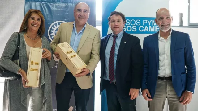 Encuentro binacional en la FEM: diálogo estratégico entre Mendoza y la Región del Maule