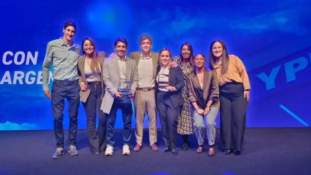 Dos estaciones de servicio YPF de Mendoza fueron premiadas por su excelencia a nivel nacional