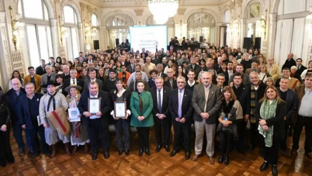 Marca Tucumán: se entregaron más de 100 licencias para potenciar el desarrollo económico, cultural y productivo de la provincia