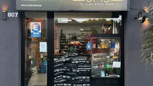 El Alquimista Grow Shop apuesta por un negocio en expansión con franquicias: cultivo y productos para cannabis