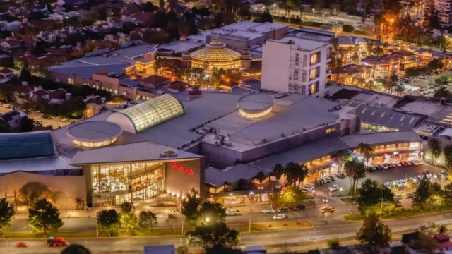 Palmares Mall celebra 30 años con nuevas aperturas y se consolida como el shopping más grande de Mendoza