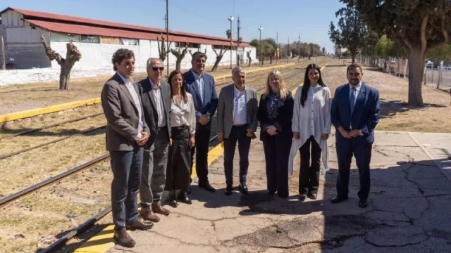 Conectividad para la Zona Este: será licitado el Tren de Cercanías del Este