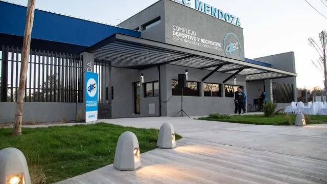 Renovado complejo deportivo del CEC en el Bermejo