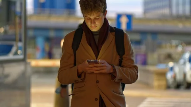 Adolescentes y jóvenes con mentalidad financiera