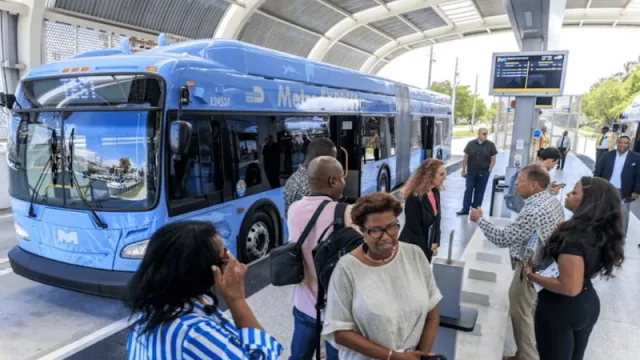 Miami y el Metro Express: un sistema que redefine movilidad, política pública y tejido social en el sur de Florida
