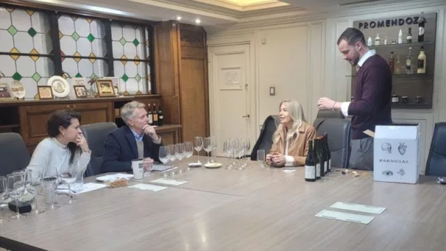 Vino mendocino alcanza un nuevo mercado y llega a Dinamarca