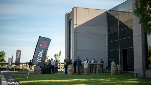 ICBC realizó su nueva edición de “Vinos & Finanzas” en Mendoza