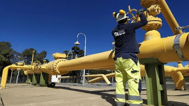De Vaca Muerta a Uruguay: PAE firmó un contrato para exportar gas natural y abastecer generación eléctrica