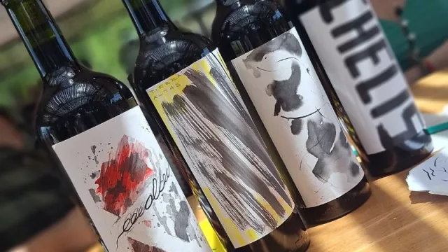 Avery Dennison convocó a la industria vitivinícola en Mendoza para repensar la etiqueta y anticipar tendencias hacia 2026